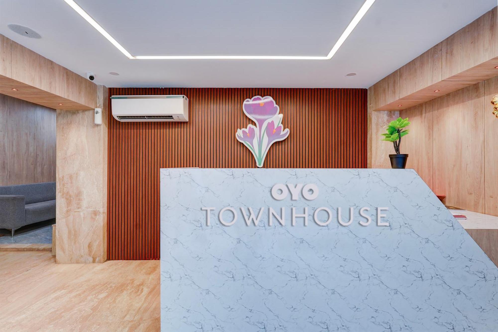 Townhouse Oriental Inn Ченай Екстериор снимка